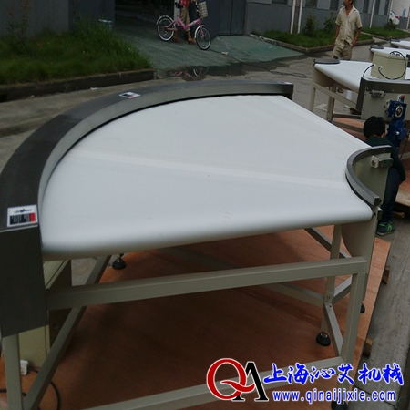 90度皮帶轉(zhuǎn)彎?rùn)C(jī) 90度皮帶轉(zhuǎn)彎?rùn)C(jī)