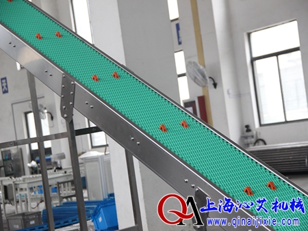 網(wǎng)帶防滑爬坡輸送線 網(wǎng)帶防滑爬坡輸送線