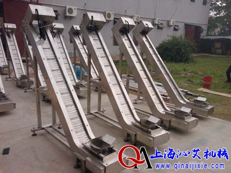 不銹鋼鏈板爬坡機(jī) 不銹鋼鏈板爬坡機(jī)