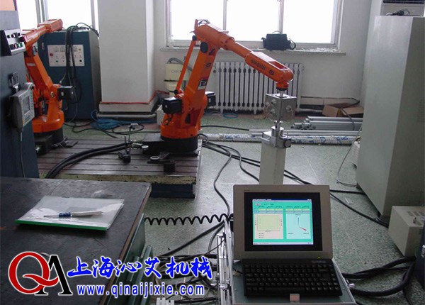 焊接機(jī)器人 焊接機(jī)器人