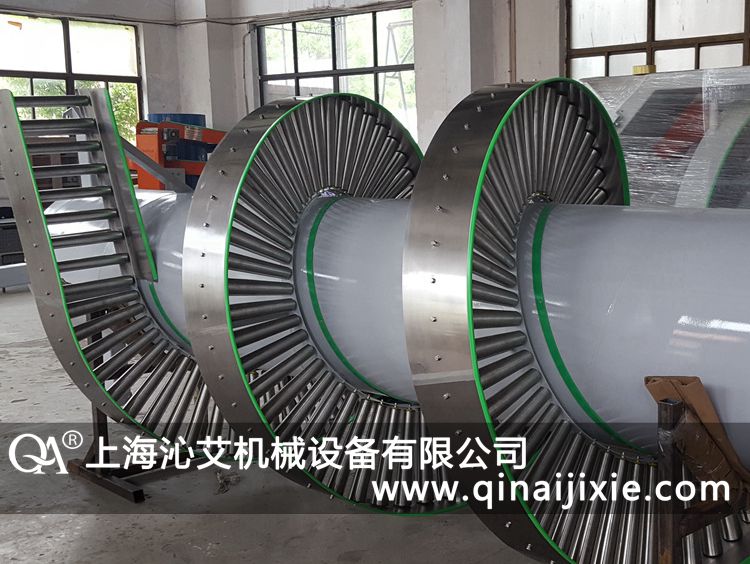 不銹鋼螺旋輥道輸送機(jī) 不銹鋼螺旋輥道輸送機(jī)