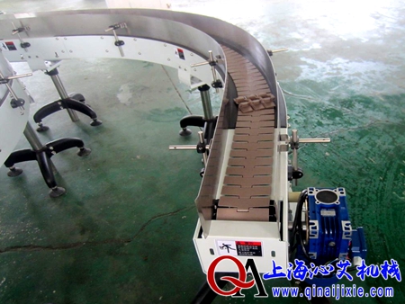 90度鏈板轉(zhuǎn)彎輸送機(jī)